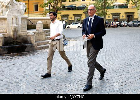 Roma, Italia. 08th Set, 2022. Enrico letta, segretario del Partito democratico, arriva a un raduno nell'ambito della campagna elettorale per le elezioni generali del 25 settembre. (Foto di Vincenzo Nuzzolese/SOPA Images/Sipa USA) Credit: Sipa USA/Alamy Live News Foto Stock