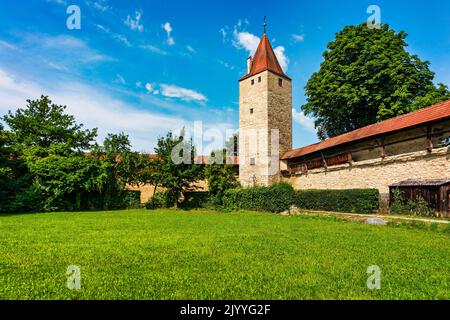 Berching, Bacham è una città bavarese situata nel distretto di Neumarkt, nell'Alto Palatinato. Fotografato in estate nell'Albo Franconiano sul Danubio principale Foto Stock