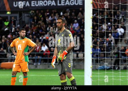 8 settembre 2022, Bolt Arena, Helsinki UEFA Europa League 2022-23 HJK Helsinki - Real Betis Balompi Claudio Bravo - Betis Credit: Juha Tamminen/AFLO/Alamy Live News Foto Stock