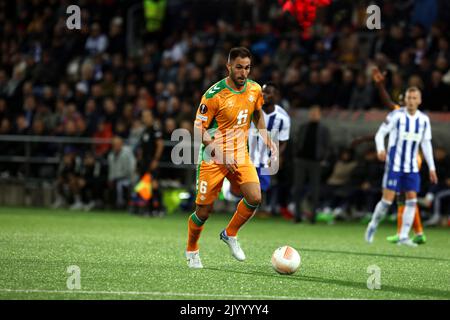 8 settembre 2022, Bolt Arena, Helsinki UEFA Europa League 2022-23 HJK Helsinki - Real Betis Balompi Victor Ruiz - Betis Credit: Juha Tamminen/AFLO/Alamy Live News Foto Stock