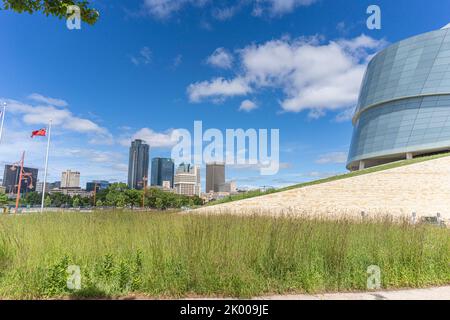 6 2022 agosto - Winnipeg Manitoba Canada - il museo del complesso dei diritti umani Foto Stock