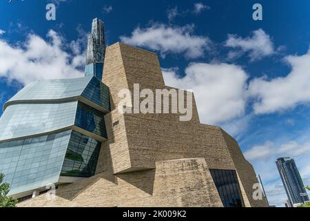 6 2022 agosto - Winnipeg Manitoba Canada - il museo del complesso dei diritti umani Foto Stock