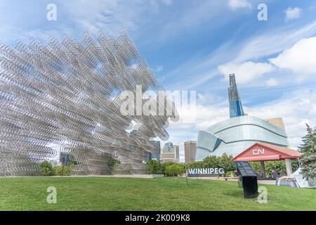 6 2022 agosto - Winnipeg Manitoba Canada - il museo del complesso dei diritti umani Foto Stock