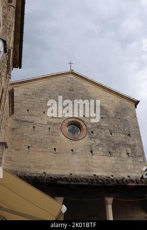 La parte superiore della chiesa di San Francesco a San Marino Foto Stock