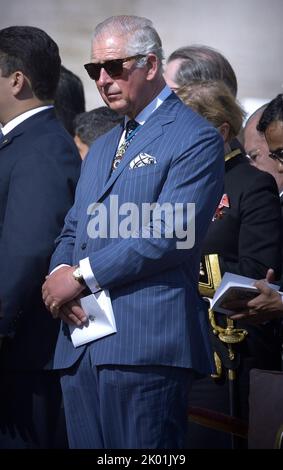 Il nuovo re Carlo III Nella foto di archivio: Carlo, Principe di Galles, partecipa alla Messa di Canonizzazione del 13 ottobre 2019 in Piazza San Pietro in Vaticano. Foto Stock