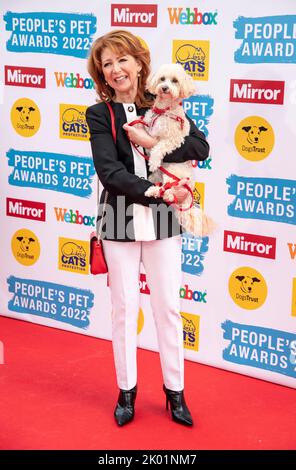 Bonnie Langford partecipa al “Mirror People’s PET Awards” presso il Grovenor House Hotel, Londra, Regno Unito, il 8th settembre 2022. Foto Stock