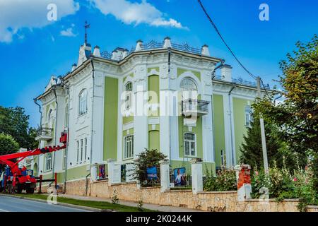 Cheboksary, Russia. 2022 luglio 25. Museo d'arte statale di Chuvash. Un bellissimo edificio in stile Art Nouveau. Foto Stock