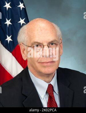 Ritratto ufficiale di Fred Karnas, Senior Advisor del Segretario, Chief HUD Liaison to Department of Health and Human Services. Foto Stock