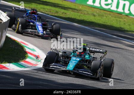 Nick De Vries (NED) Aston Martin Aramco F1 durante LA FORMULA 1 PIRELLI GRAN PREMIO D’ITALIA 2022, Monza, ITALIA Foto Stock