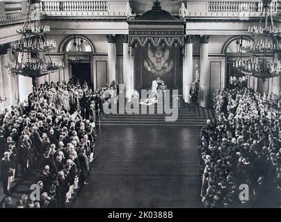 Discorso di apertura dello zar Nicola II davanti alle due camere della Duma di Stato nel Palazzo d'Inverno. 1906. Foto Stock