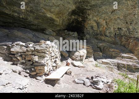 Rifugio di emergenza in montagna Foto Stock