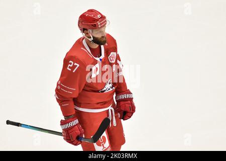 Trinec, Repubblica Ceca. 09th Set, 2022. Martin Ruzicka (Trinec) è visto durante la Champions Hockey League, Gruppo H, partita HC Ocelari Trinec vs Skelleftea AIK, il 9 settembre 2022, a Trinec, Repubblica Ceca. Credit: Jaroslav Ozana/CTK Photo/Alamy Live News Foto Stock