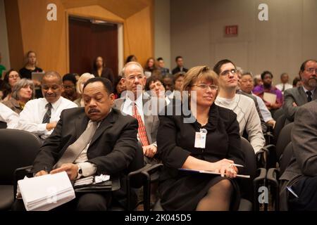 Il briefing della Federal Housing Administration (FHA) presso la sede centrale dell'HUD, con David Stevens, commissario FHA. Foto Stock