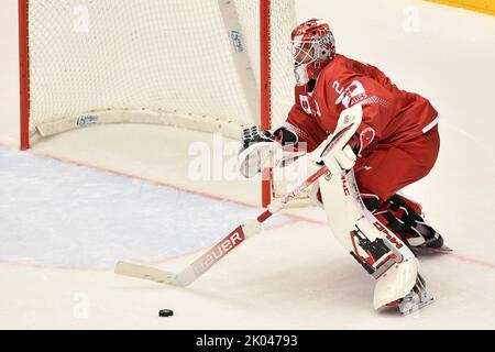 Trinec, Repubblica Ceca. 09th Set, 2022. Marek Mazanec (Trinec) in azione durante la Champions Hockey League, Gruppo H, partita HC Ocelari Trinec vs Skelleftea AIK, il 9 settembre 2022, a Trinec, Repubblica Ceca. Credit: Jaroslav Ozana/CTK Photo/Alamy Live News Foto Stock