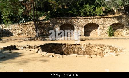 Cisterna d'acqua nella Casa della Vergine Maria vicino a Efeso. Casa della Vergine Maria presso Efeso a Selcuk, Smirne, Turchia. Foto Stock