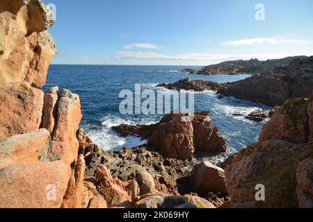 Costa rocciosa, Sardegna Foto Stock