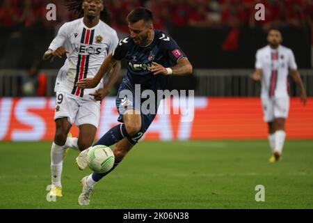 Nizza, Francia. 08th Set, 2022. Calcio: UEFA Europa Conference League, OGC Nice - 1. FC Köln, Gruppo D, giorno 1 allo stadio Allianz Riviera. Sargis ADAMYAN di Colonia è alla testa della palla. Credit: Friso Gentsch/dpa/Alamy Live News Foto Stock