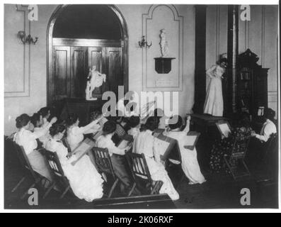 Classe d'arte con modello dal vivo, Scuola normale, Washington, D.C., (1899?). Foto Stock