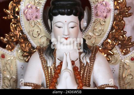 Statua di Quan am Bodhisattva. Pagode Tu An. Saint-Pierre-en-Faucigny. Alta Savoia. Auvergne-Rhône-Alpi. Francia. Europa. Foto Stock