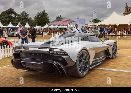 Aston Martin Valkyrie, in mostra al Salone Privé Concours d’Elégance Motor Show tenutosi a Blenheim Palace il 4th settembre 2022 Foto Stock