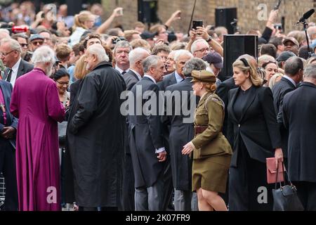 St James's Palace, Londra, Regno Unito. 10th settembre 2022. Penny Mordaunt deputato, Signore Presidente del Consiglio e leader della Camera dei Comuni, parte da Foto Stock