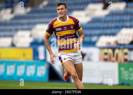 Huddersfield, Regno Unito. 10th Set, 2022. Innes Senior #25 di Huddersfield Giants durante la partita della Betfred Super League Huddersfield Giants vs Salford Red Devils al John Smith's Stadium, Huddersfield, Regno Unito, 10th settembre 2022 (Foto di James Heaton/News Images) a Huddersfield, Regno Unito il 9/10/2022. (Foto di James Heaton/News Images/Sipa USA) Credit: Sipa USA/Alamy Live News Foto Stock