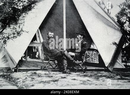 Generale Godfrey Weizel e generale August Kautz durante la guerra civile americana. Godfrey Weitzel (Gottfried) Weitzel (1 novembre 1835 – 19 marzo 1884) è stato un . Fu sindaco di New Orleans durante l'occupazione dell'Unione della città e catturò e occupò anche il campidoglio confederato di Richmond, Virginia. August Valentine Kautz (5 gennaio 1828 – 4 settembre 1895) è stato un . Ha servito come generale nella cavalleria dell'Unione durante la guerra civile americana. È stato autore di diversi manuali dell'esercito su Dutie Foto Stock