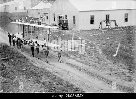 Army Aviation, College Park Aviation Field - aereo dei fratelli Wright, naufragato, 1911. [Primi voli di prova nel Maryland] Foto Stock