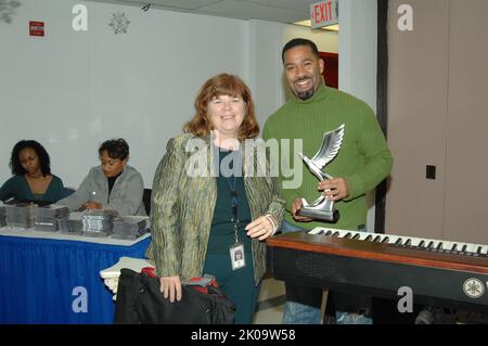 Marcus Johnson Concerto all'HUD - esibizione musicale presso la sede centrale dell'HUD di Marcus Johnson, pianista-tastierista e produttore di musica jazz-fusion, e di Washington, D.C. nativo. Concerto di Marcus Johnson all'HUD Subject, performance musicale alla sede centrale di HUD di Marcus Johnson, pianista-tastierista e produttore di musica jazz-fusion, e nativo di Washington, D.C. Foto Stock