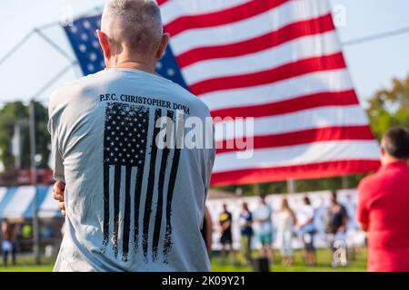 Il Massachusetts Run for the Fallen è dedicato a mantenere viva la memoria dei soldati che sono passati durante il loro servizio dal 9/11/01. Foto Stock