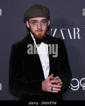 Angus Cloud partecipa a 2022 Harper's Bazaar ICONS & Bloomingdale's 150th Anniversary il 09 settembre 2022 a New York City. Foto: Jeremy Smith/imageSPACE Foto Stock