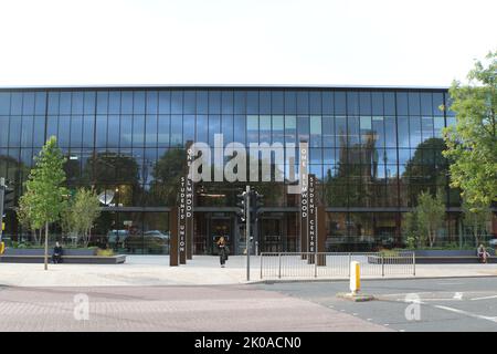 One Elmwood, Queen's University Belfast New Student Union Building aperto lunedì 5th settembre 2022 e offre una vasta gamma di servizi per studenti Foto Stock