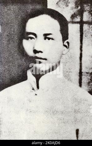 Mao Zedong (1893-1976), da Xiangtan, Provincia di Hunan. Durante il movimento del quarto maggio, ha guidato il movimento patriottico in Hunan. Nella foto si trova Mao nel 1919. Foto Stock