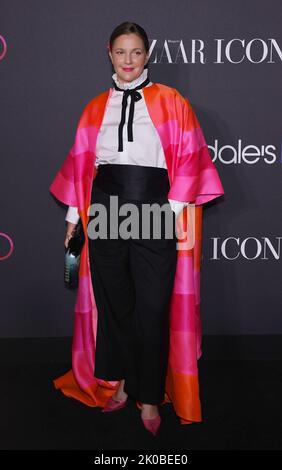 Drew Barrymore partecipa a 2022 Harper's Bazaar ICONS & Bloomingdale's 150th Anniversary il 09 settembre 2022 a New York City. Foto: Jeremy Smith/imageSPACE/MediaPunch Foto Stock