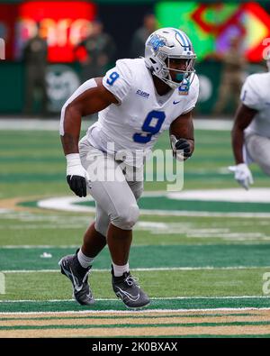 10 settembre 2022: Middle Tennessee Blue Raiders Defensive End Jordan Ferguson (9) precipita il passer nella partita di calcio tra lo stato del Colorado e il Tennessee centrale al Canvas Stadium di Fort Collins, CO. MTSU si è schierata a 34-0° in strada e ha vinto 34-19. Derek Regensburger/CSM. Credit: CAL Sport Media/Alamy Live News Foto Stock