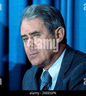Cyrus Roberts Vance Sr. (27 marzo 1917 – 12 gennaio 2002) è stato un avvocato statunitense e segretario di Stato statunitense sotto il presidente Jimmy carter dal 1977 al 1980. Foto Stock