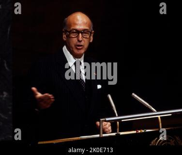 Valery Giscard d'Estaing (1926 - 2020), politico francese che è stato presidente della Francia dal 1974 al 1981, si è rivolto alle Nazioni Unite nel 1978. Foto Stock