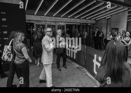 Daniel Craig partecipa alla prima "Glass Onion: A Knives out Mystery" durante il 2022° Festival Internazionale del Film di Toronto al Princess of Wales Theatre il 10 settembre 2022 a Toronto Foto Stock