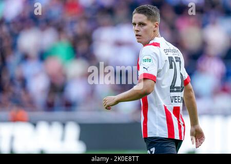 EINDHOVEN, PAESI BASSI - 11 SETTEMBRE: Joey Veerman del PSV durante la partita olandese di Eredivie tra PSV e RKC Waalwijk al Philips Stadion il 11 settembre 2022 a Eindhoven, Paesi Bassi (Foto di Joris Verwijst/Orange Pictures) Foto Stock