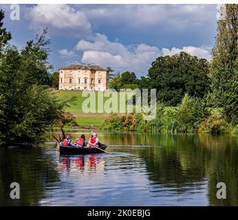 Nautica sul lago Danson Park, Bexleyheath. Foto Stock