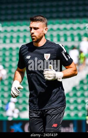 ELCHE, SPAGNA - 11 SETTEMBRE: Unai Simon di Athletic de Bilbao prima della partita tra Elche CF e Athletic de Bilbao di la Liga Santander il 11 settembre 2022 a Martínez Valero di Elche, Spagna. (Foto di Samuel Carreño/PxImages) Credit: PX Images/Alamy Live News Foto Stock