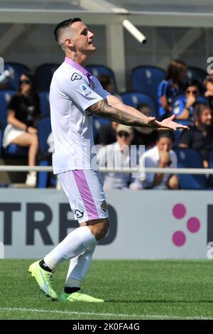 Bergamo, Italia. 11th Ott 2021. Emanuele Valeri giocatore di Cremonese, durante la partita serieA campionato italiano Atalanta vs Cremonese risultato finale, Atalanta 1, Cremonese 1, partita disputata al Gewiss Stadium. Bergamo, Italia, 11 settembre 2022. (Foto di Vincenzo Izzo/Sipa USA) Credit: Sipa USA/Alamy Live News Foto Stock