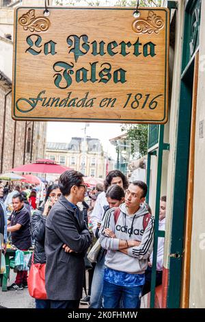 Bogota Colombia, la Candelaria Centro Historico centro storico centro storico centro storico Calle 11, ristorante ristoranti mangiare fuori informale c Foto Stock