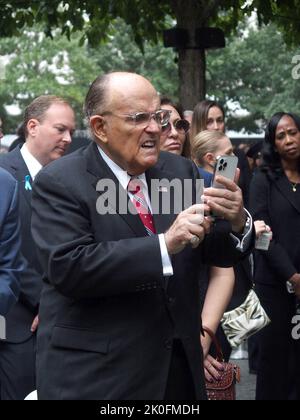 11 settembre 2022, New York, New York, USA: 11 settembre 2022 NEW YORK.Twenty-First Annual Ground Zero Memorial per tutti coloro che sono stati persi il 9/11...ex sindaco di New York Rudy Guiliani. (Credit Image: © Bruce Cotler/ZUMA Press Wire) Foto Stock