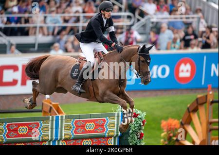 Calgary, Alberta, Canada, 11 settembre 2022. Henrik von Eckermann (SWE) in sella a Re Edward, CSIO Spruce Meadows Masters, - Gran Premio CP Foto Stock