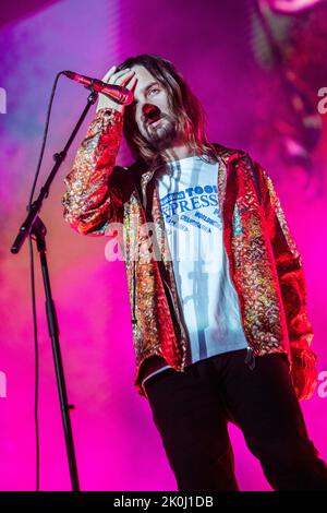 Millan Italia. 07 settembre 2022. La band australiana TAME IMPALA suona dal vivo sul palco all'Ippodromo SNAI San Siro durante il 'Milano Summer Festival'. Foto Stock