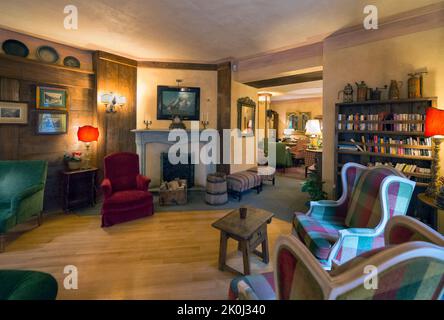 Gli interni del Romantik Hotel Villa Novecento a Courmayeur, Valle d'Aosta, Italia, Europa Foto Stock