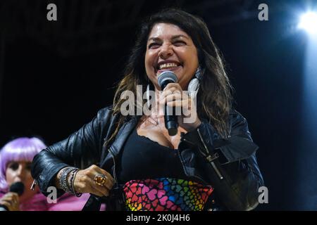 10 settembre 2022, Montesilvano, Pescara, Italia: Cristina D'avena, Indiscussa regina delle canzoni italiane a tema dei cartoni animati, si esibisce in concerto durante la fiera comica ''Pescara Comix' (Credit Image: © Elena Vizzoca/Pacific Press via ZUMA Press Wire) Foto Stock