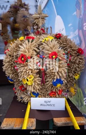 Wilamowice, Slesia Polonia - 11 settembre 2022: Festa diocesana-regionale-comune del raccolto a Wilamowice (Dozynki Diecezjalno-Powiatowo-Gminne Foto Stock