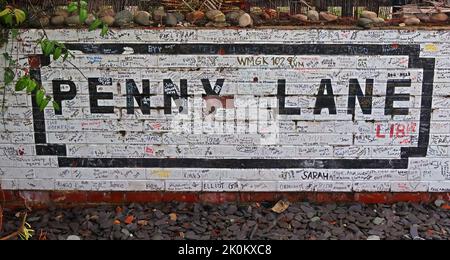 Segno di Penny Lane a Penny Lane Development Trust, 70 Penny Ln, Liverpool, Merseyside, Inghilterra, REGNO UNITO, L18 1BW Foto Stock